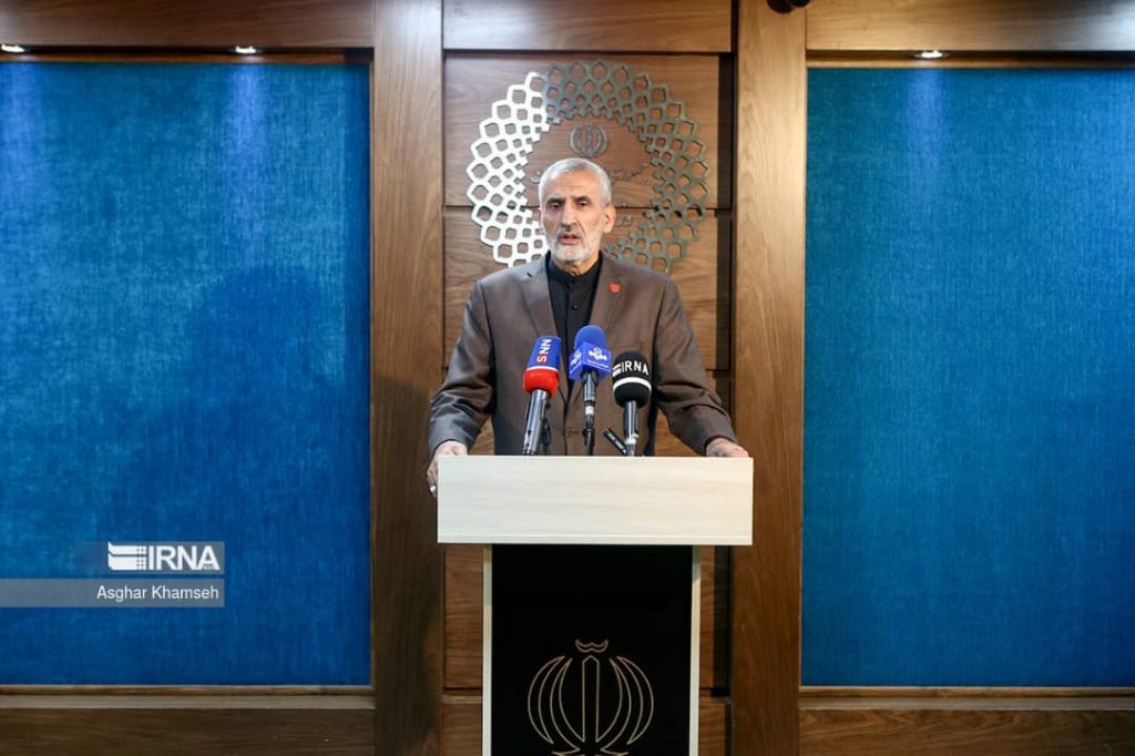 ثبت نام از زایران اربعین حسینی از سوم مرداد ماه آغاز می شود؛ شعار امسال«حیاتنا الحسین»
