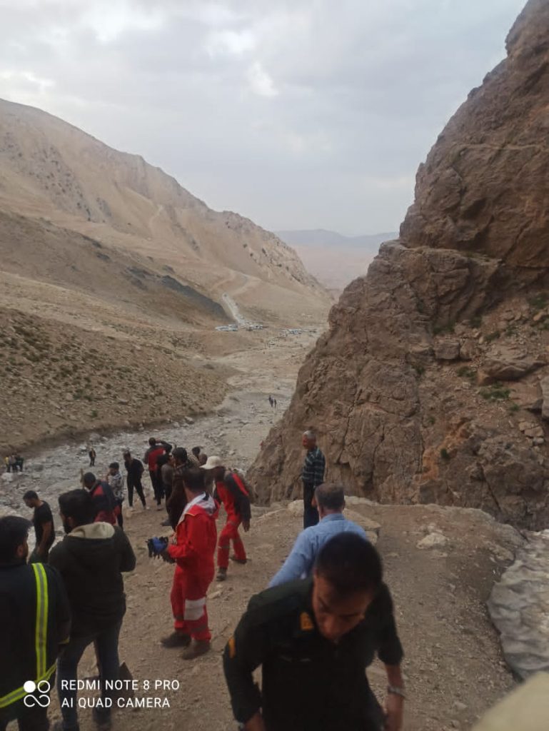 کشته شدن دونفر درحادثه برف کرموی امروز سیسخت