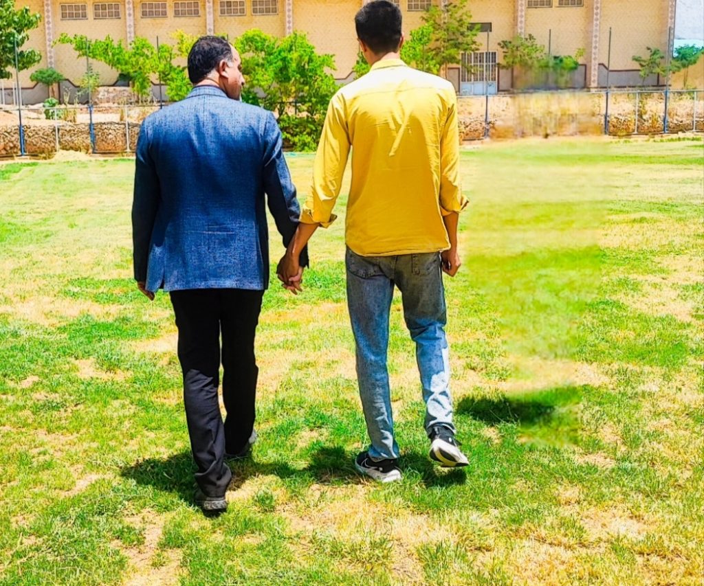 مجید پارسایی مصمم و صمیمی با ورزشکاران دنا دیدار کرد.